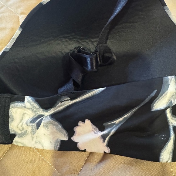 Auden The Bliss Bra Size 40C Black Floral Lightly Lined Style # 023126930 - Picture 7 of 16